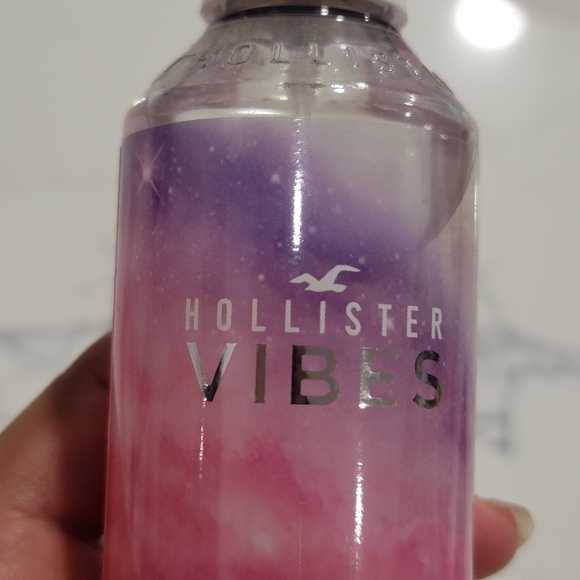 Beauty Bundle set of 4, 2 sprays and 2 creams - Picture 10 of 17